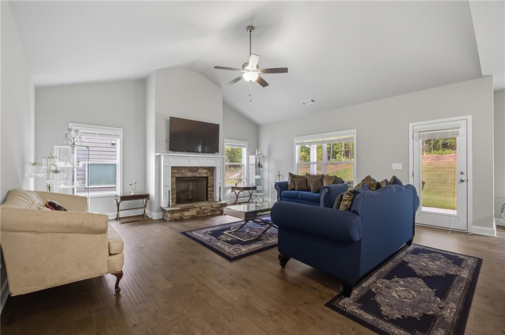 Loch Lomand - Residential