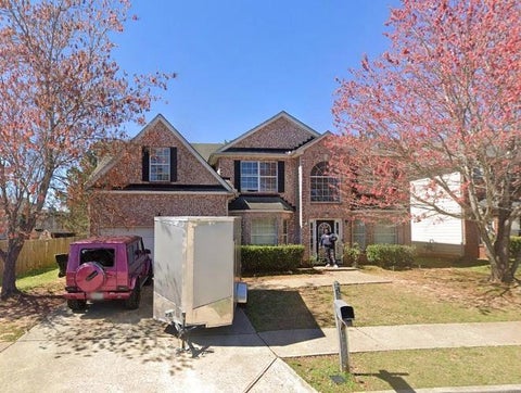 Homes For Sale - 5565 Platte Drive<br/> Ellenwood, GA 30294