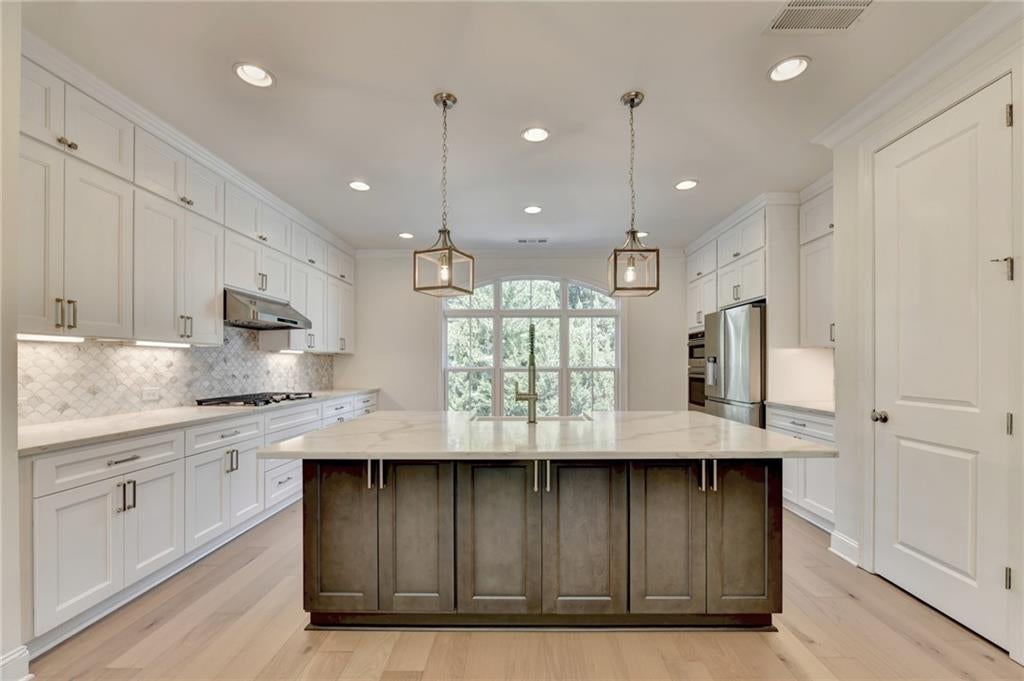1701 Kenstone Walk