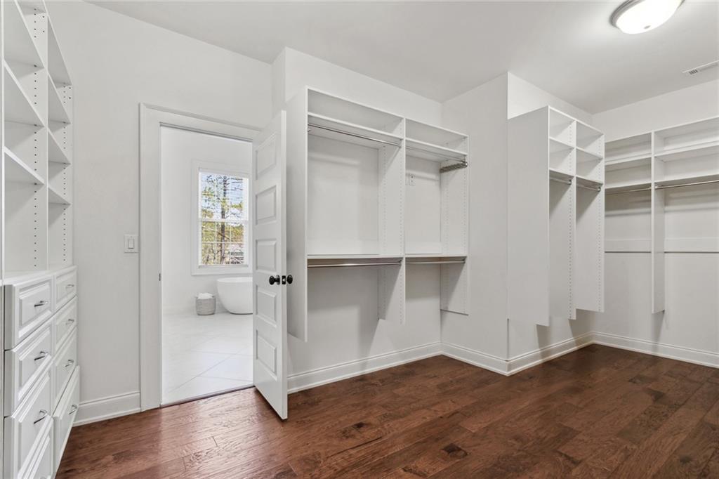 FIVE LAKESIDE - Residential Lease