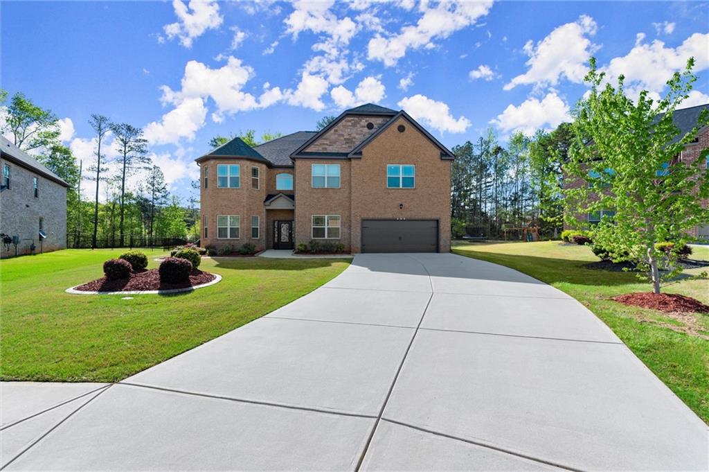 404 Prague Way, Hampton, Georgia image 2