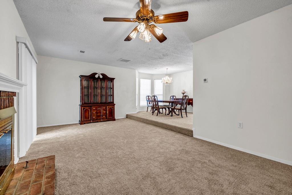 114 Belmonte Drive SW