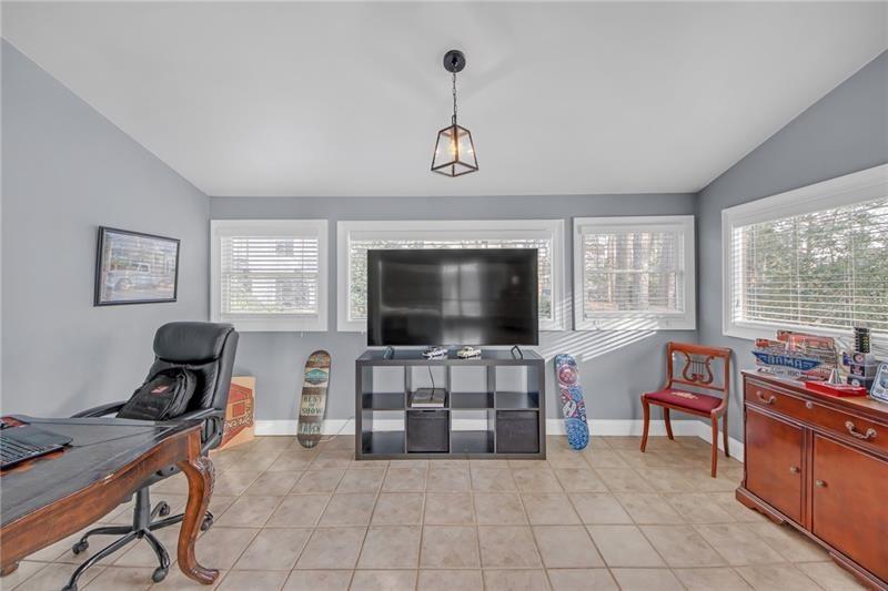 3916 Loch Highland Pass, Roswell, Georgia image 20