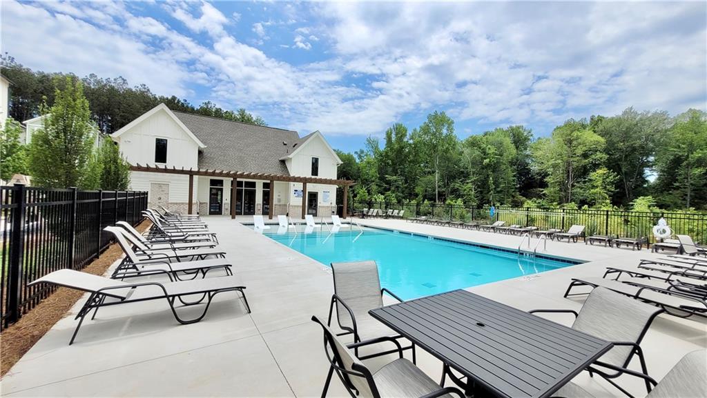 Pinecone - Residential Lease