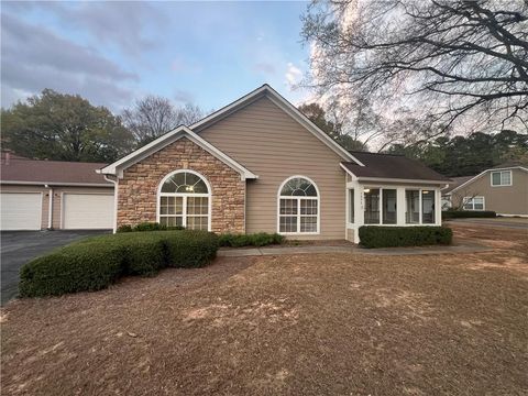 Condo For Sale - 1898 Kolb Farm Circle<br/> Marietta, GA 30008