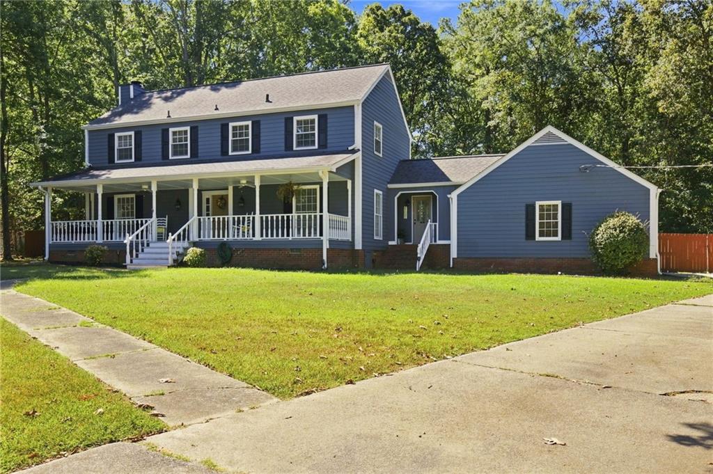 108 E Creekview Drive Drive SW