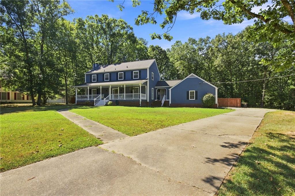 108 E Creekview Drive Drive SW
