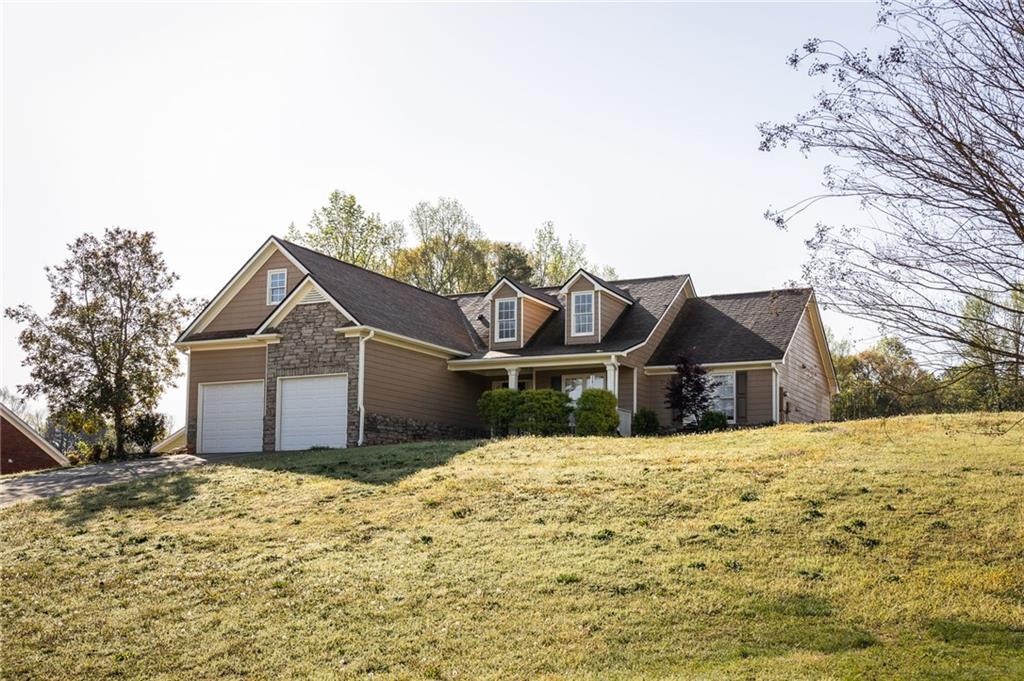 705 Arden Drive, Winder, Georgia image 2