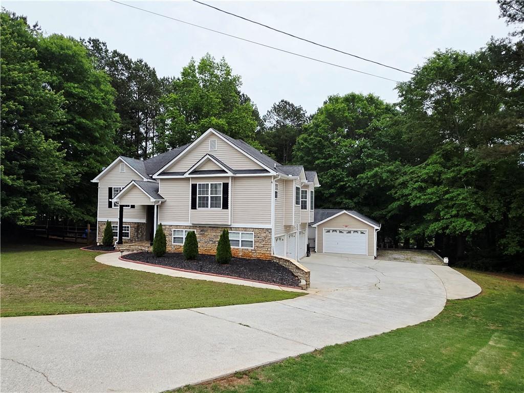 1005 Creek Run Place