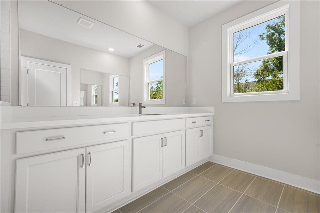 ROWAN WALK - Residential Lease