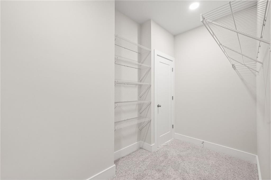 ROWAN WALK - Residential Lease