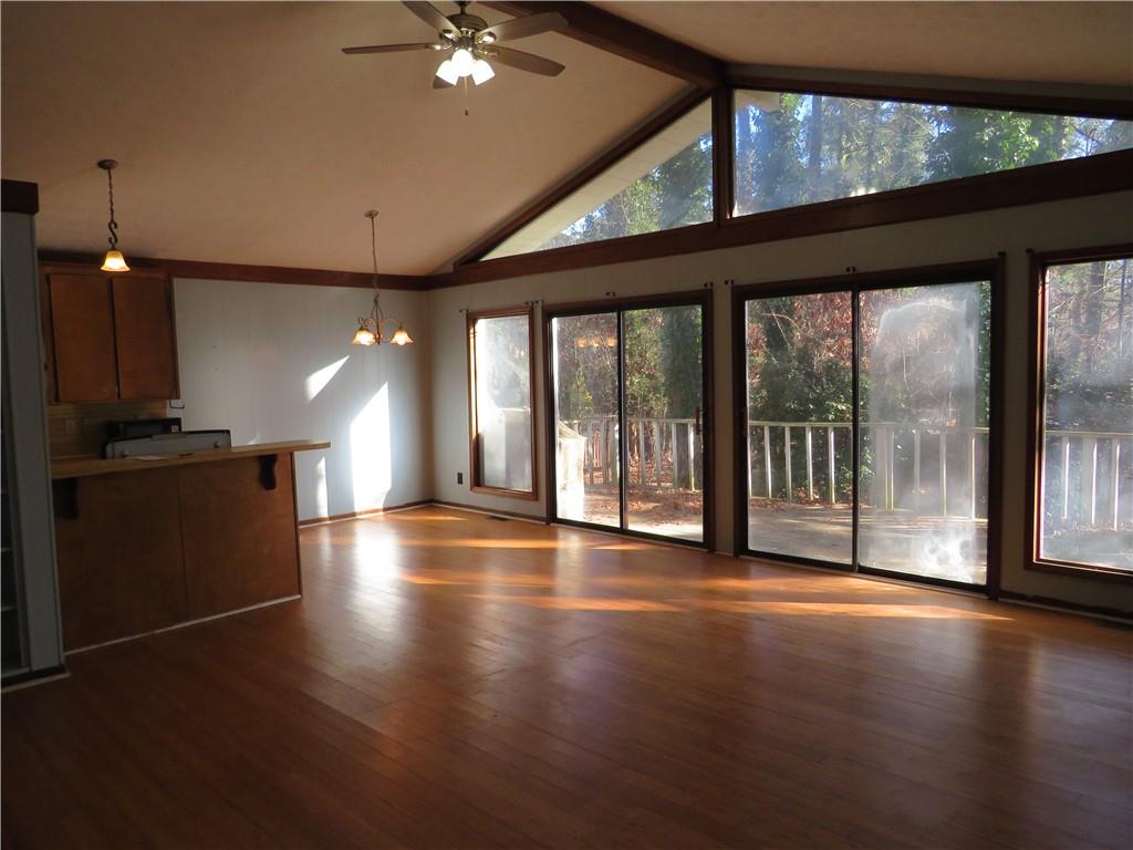 400 Cottonwood Drive