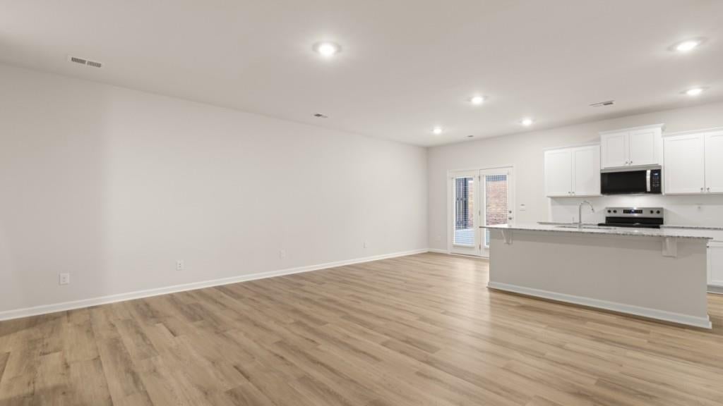 2366 Carlton Parkway