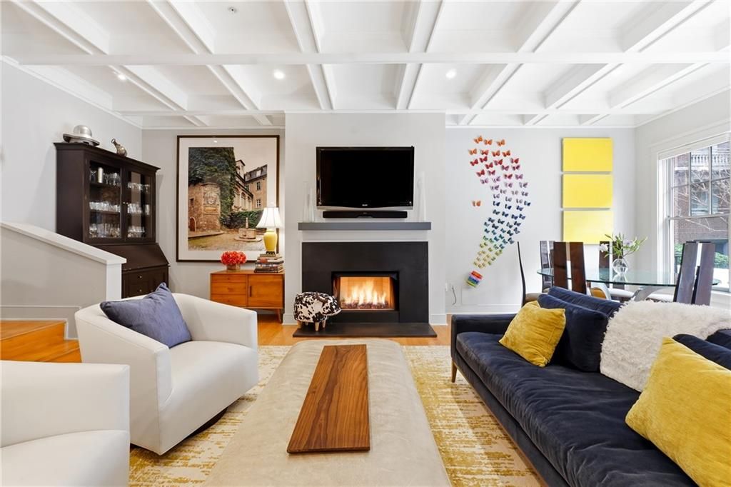 Photo of 273 12th Street NE #420, Atlanta, GA 30309 (MLS # 7728382)