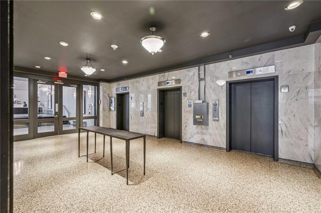 620 Peachtree Street NE 1106