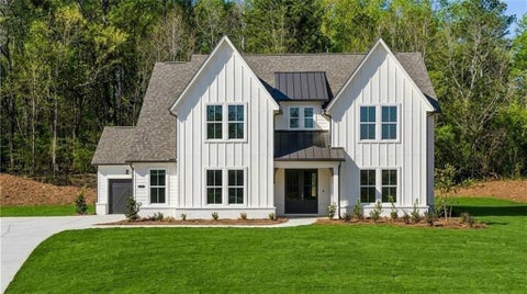 Homes For Sale - 8320 Creekside Overlook Drive<br/> Gainesville, GA 30506
