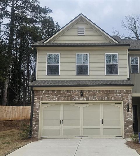 Townhouse For Sale - 5611 Chickory Drive<br/> Hall County, Flowery Branch, GA 30542