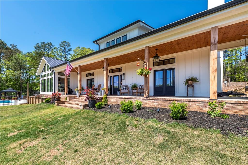 228 Grey Squirrel Point