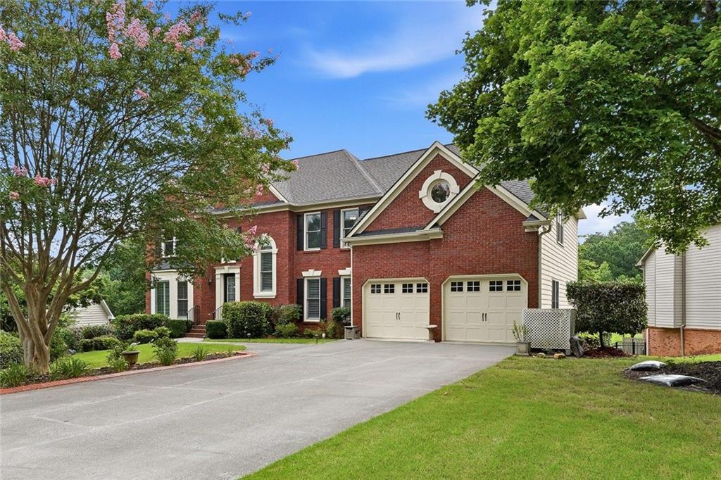 5520 Camden Lake Pointe NW