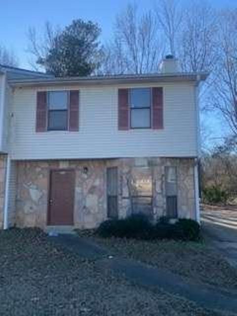 A home in Powder Springs