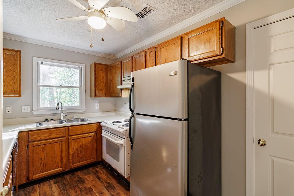 345 Research Drive 330