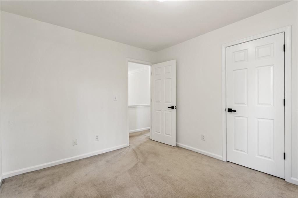 209 Courtland Oaks Drive, Marietta, Georgia image 34