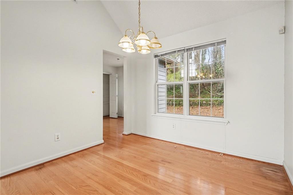 2256 Dresden Green NW