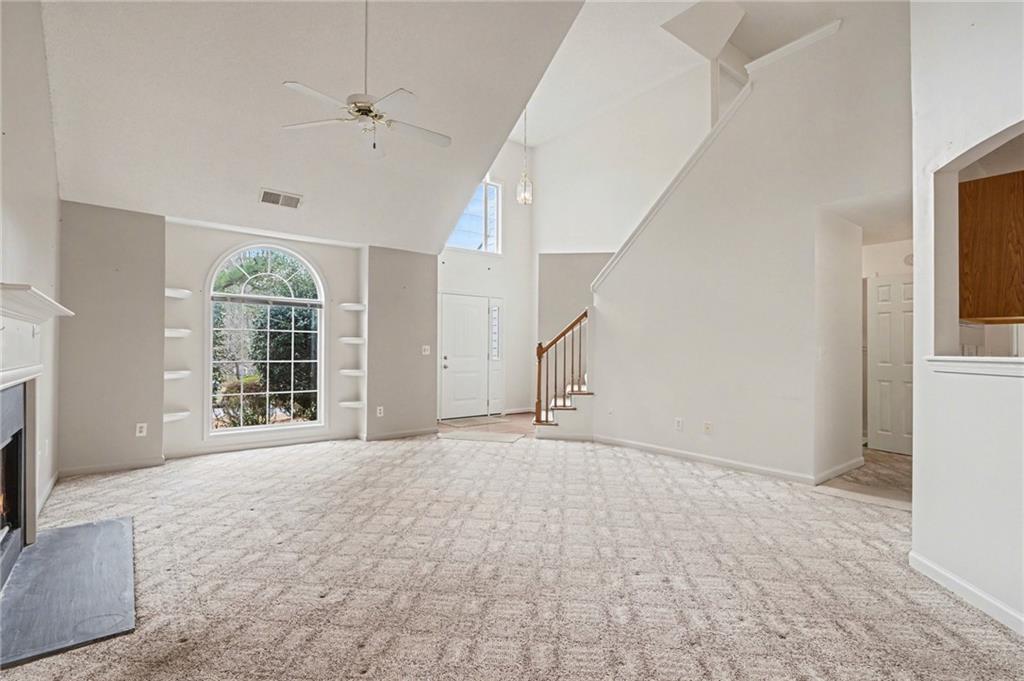 2256 Dresden Green NW