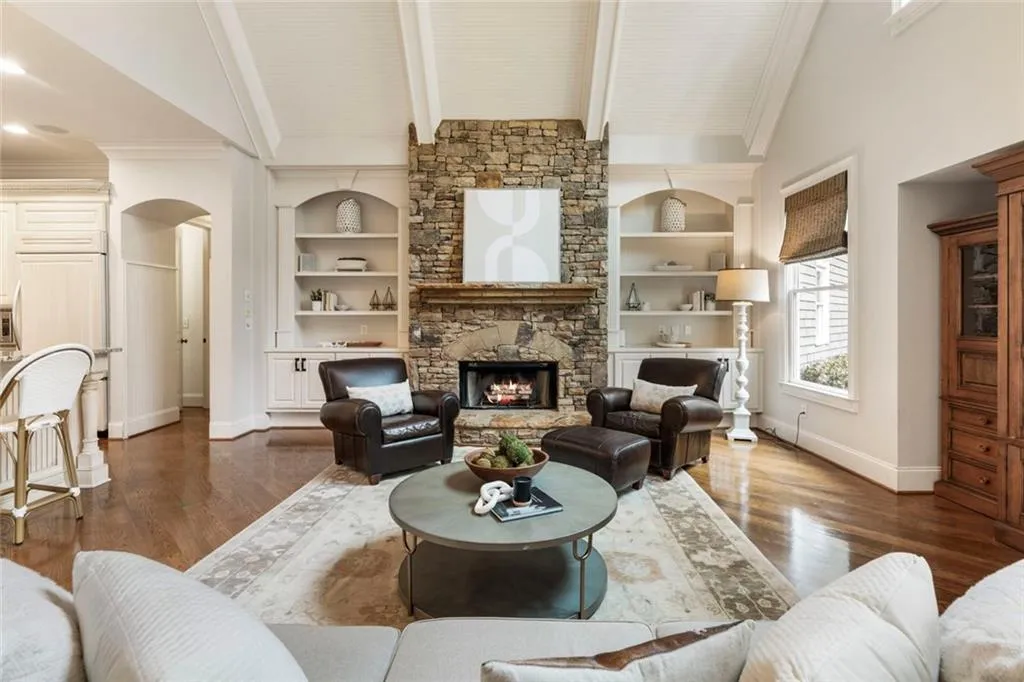 Milton, Georgia 30004, United States, 5 Bedrooms Bedrooms, ,6 BathroomsBathrooms,Residential,Active,247643