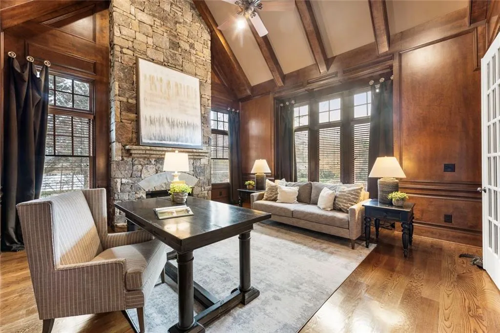 Milton, Georgia 30004, United States, 5 Bedrooms Bedrooms, ,6 BathroomsBathrooms,Residential,Active,247643