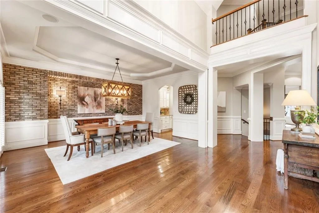 Milton, Georgia 30004, United States, 5 Bedrooms Bedrooms, ,6 BathroomsBathrooms,Residential,Active,247643