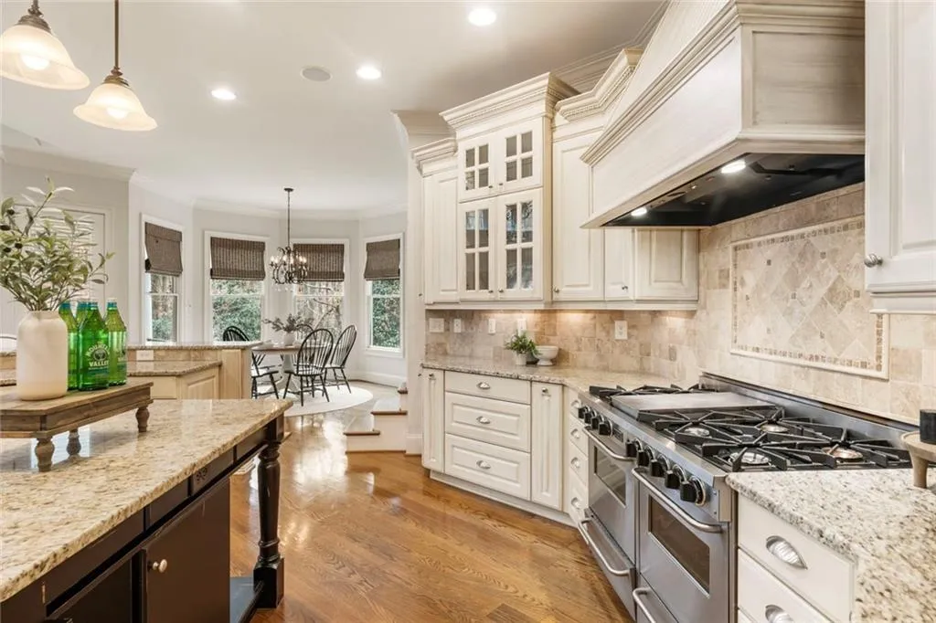 Milton, Georgia 30004, United States, 5 Bedrooms Bedrooms, ,6 BathroomsBathrooms,Residential,Active,247643