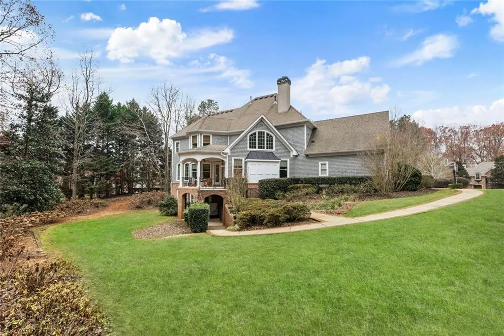 Milton, Georgia 30004, United States, 5 Bedrooms Bedrooms, ,6 BathroomsBathrooms,Residential,Active,247643