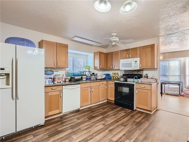 1321 Beeblossom Trail