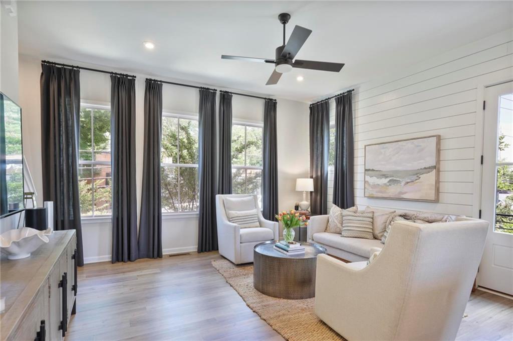 126 Chestnut Circle, Atlanta, Georgia image 13