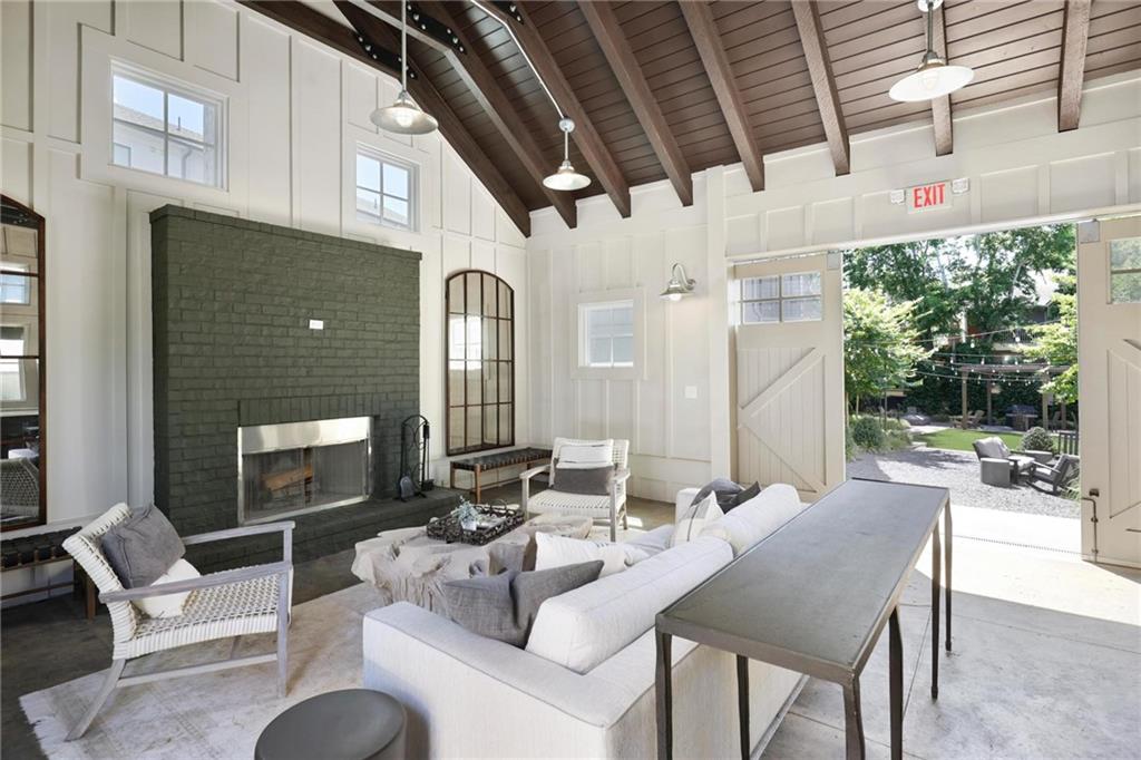126 Chestnut Circle, Atlanta, Georgia image 33