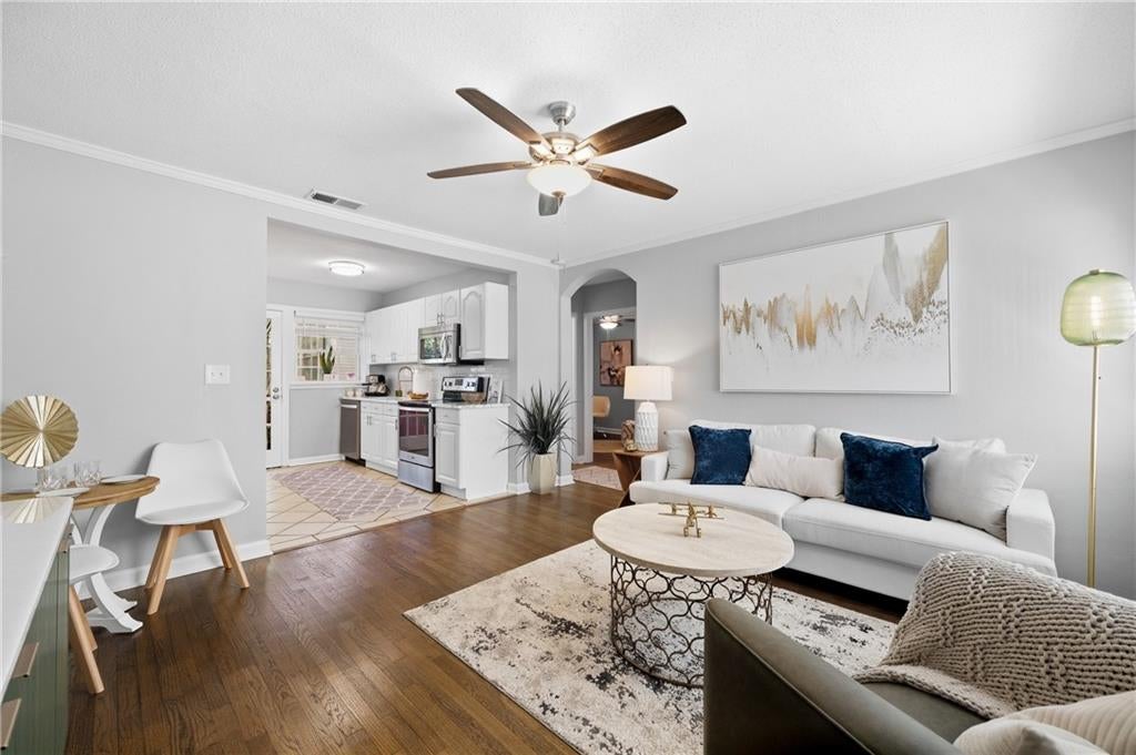 1213 Church Street SE 1213