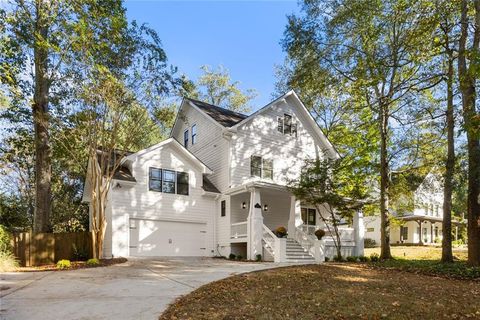 Photo of 1274 Oldfield Road, Decatur, GA 30030 (MLS # 7669036)