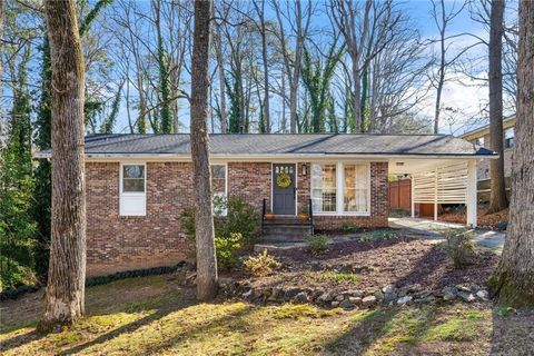 Homes For Sale - 2817 Arden Way<br/> Smyrna, GA 30080