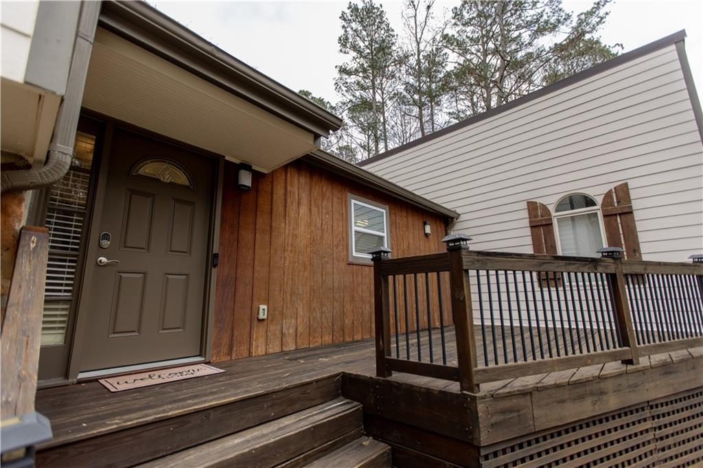 4735 N Springs Road NW