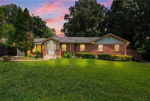 Photo of 2205 Loring Court, Decatur, GA 30032 (MLS # 7797726)