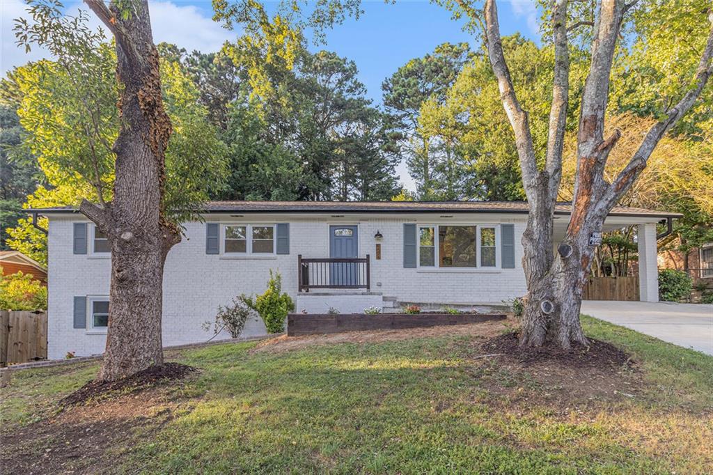 2494 Windmere Drive Northwest