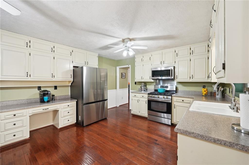 4553 Pond Lane, Marietta, Georgia image 12