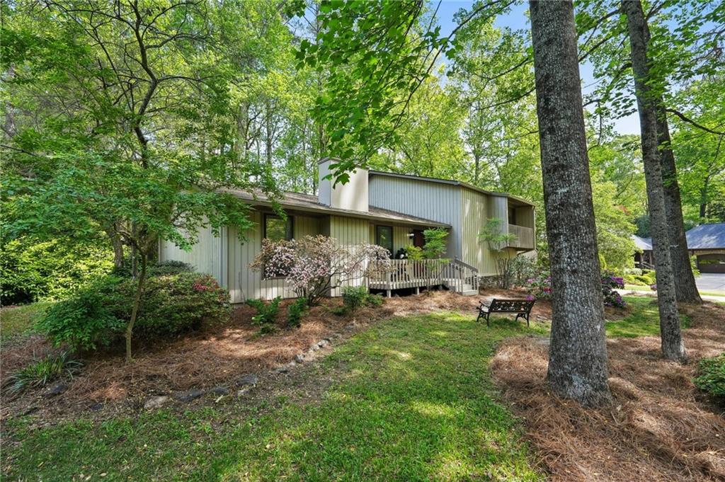 4553 Pond Lane, Marietta, Georgia image 2