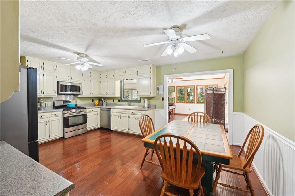 4553 Pond Lane, Marietta, Georgia image 11