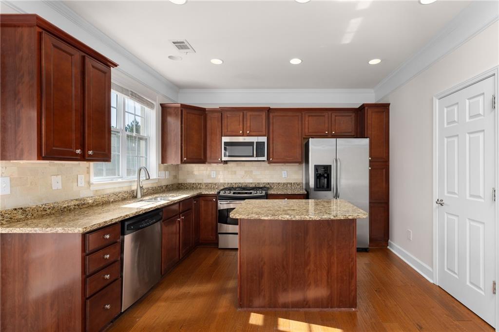 2335 Millhaven Street SE