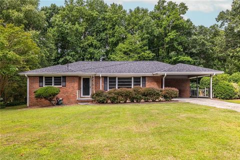 Single Family Residence in Lawrenceville GA 599 Creek View Drive.jpg