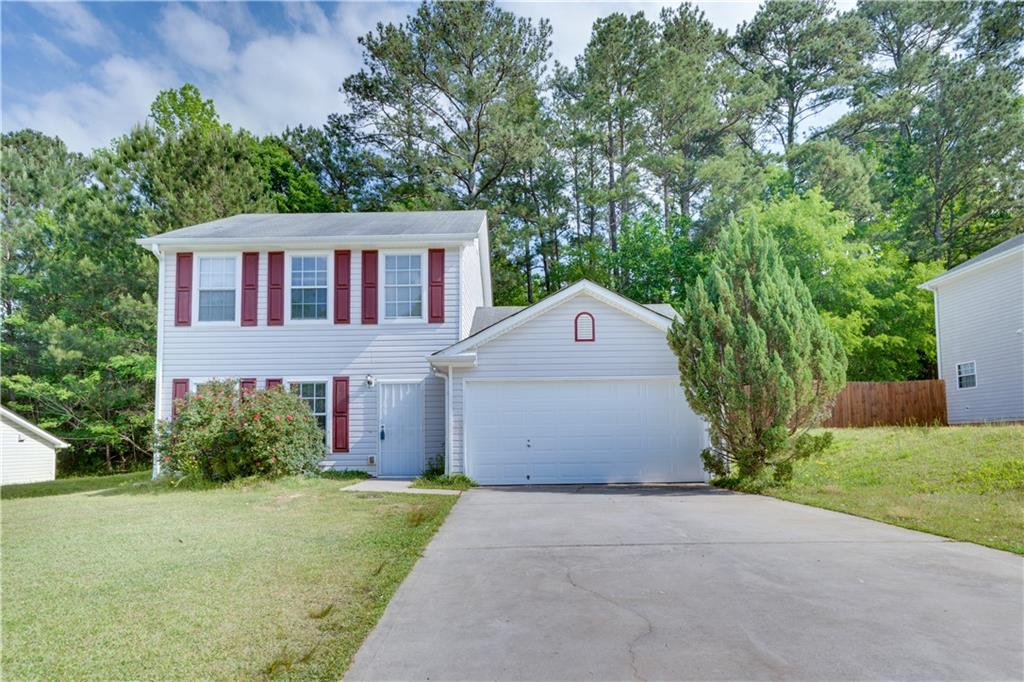 Don’t miss out on this beautiful home with tons of upgrades, NEW FLOORING, FRESHLY PAINTED, NEW LIGHT FIXTURES, UPDATED BATHROOMS, GRANITE KITCHEN COUNTER TOP W/ modern sink! Master bedroom is on the main. Located in a quiet neighborhood.