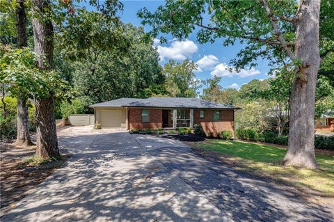 Photo of 3542 N Druid Hills Road Rd, Decatur, GA 30033 (MLS # 7851601)