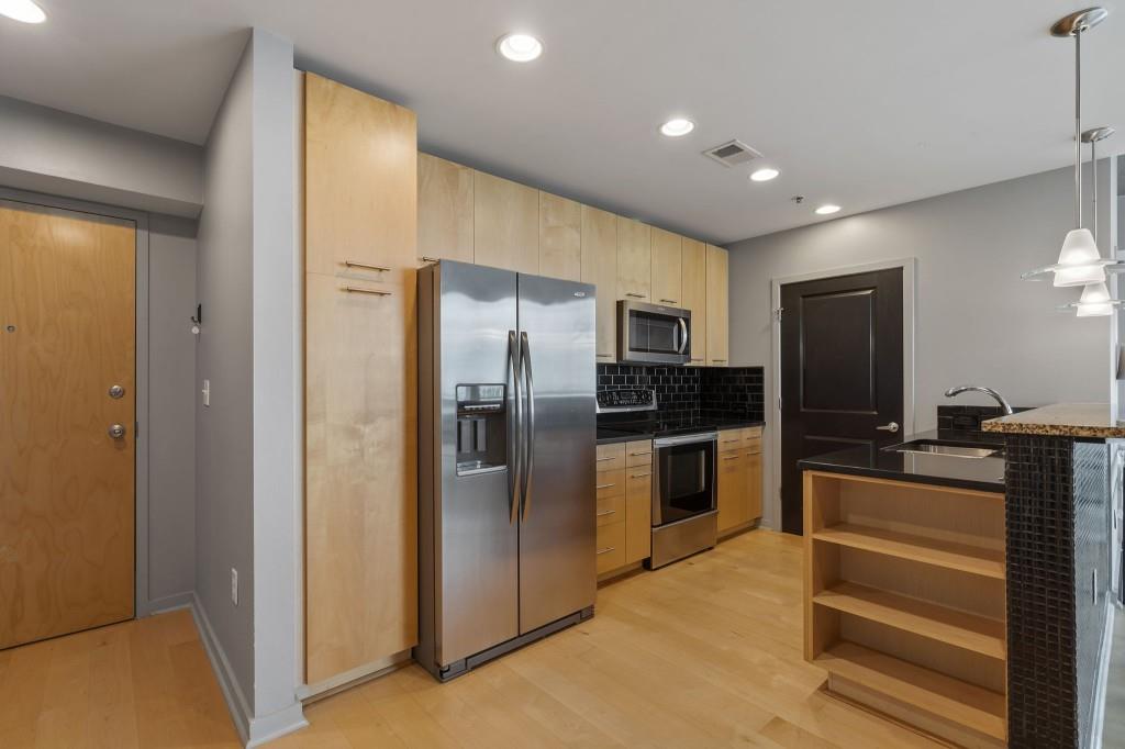 3324 Peachtree Road NE 2918